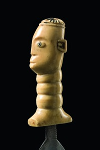 Poignée Faucille Mangbetu