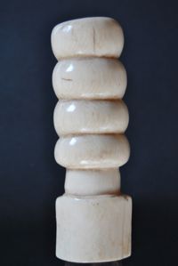 Poignée Faucille Mangbetu