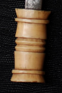 Poignée Faucille Mangbetu