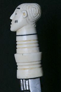 Poignée Faucille Mangbetu